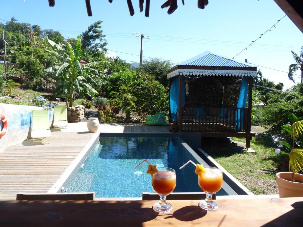 Bungalow La Tortue Bleue Bouillante Exterior photo