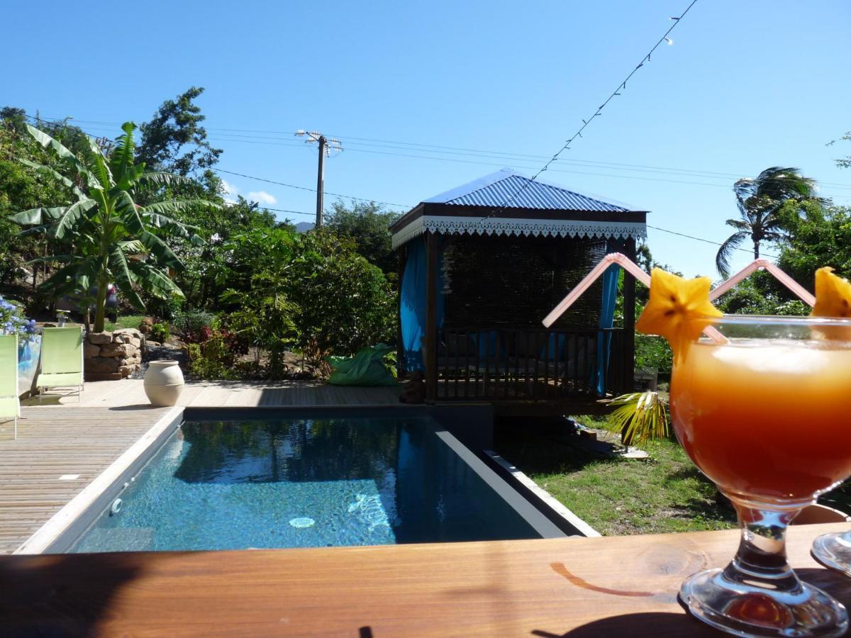 Bungalow La Tortue Bleue Bouillante Exterior photo