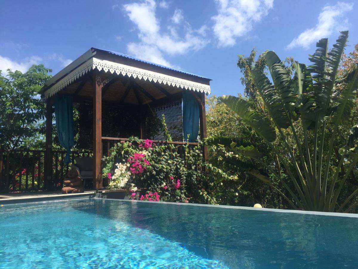 Bungalow La Tortue Bleue Bouillante Exterior photo